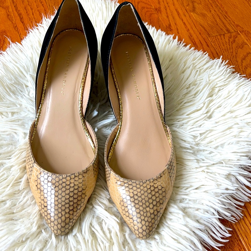 Comfortable and gorgeous wedges , size 8